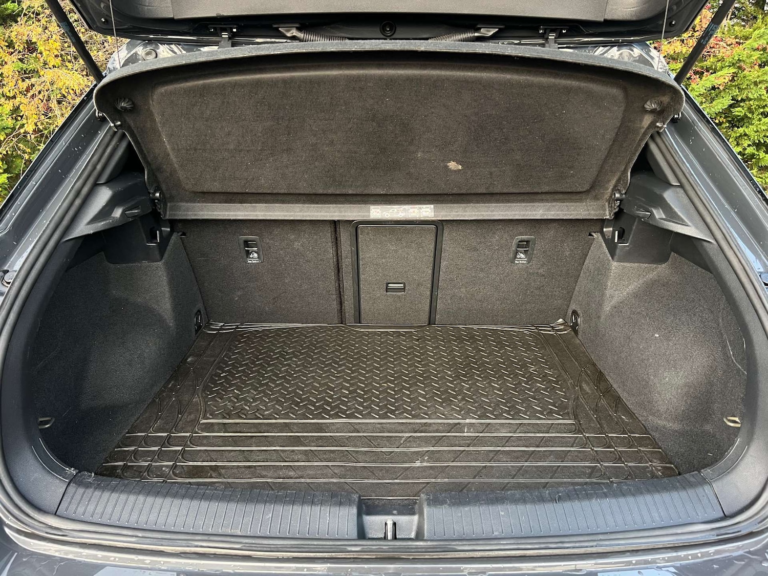 Used Volkswagen T-Roc 2021 for sale - 76776912: Photo 14