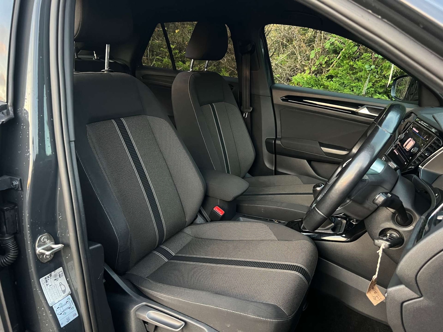 Used Volkswagen T-Roc 2021 for sale - 76776912: Photo 21