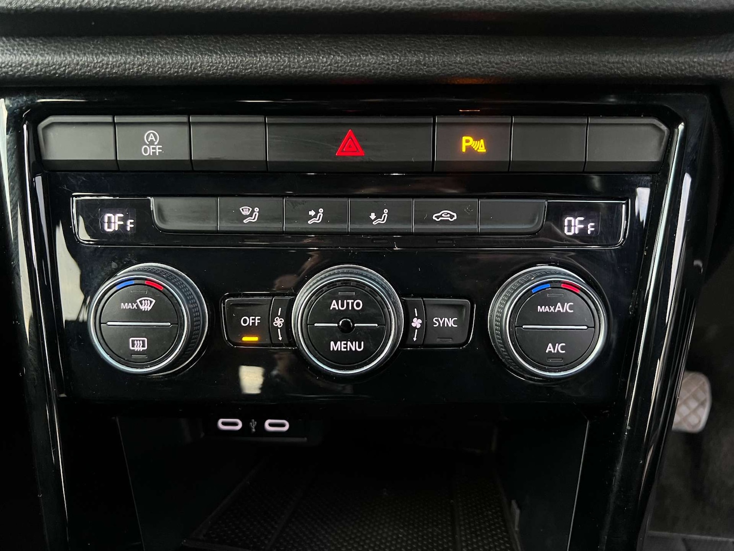 Used Volkswagen T-Roc 2021 for sale - 76776912: Photo 37