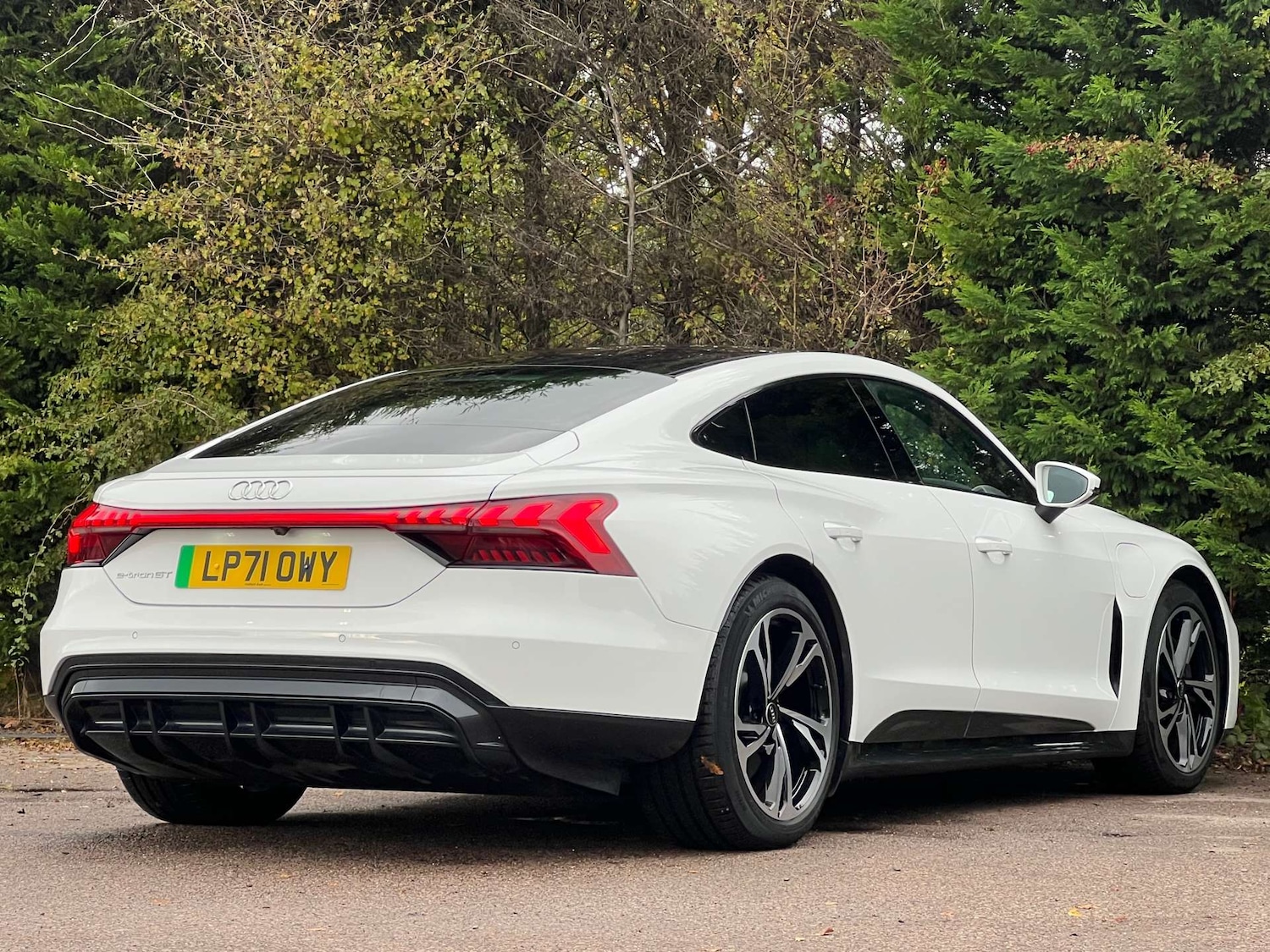 Used Audi e-tron GT 2022 for sale - 76776911: Photo 10