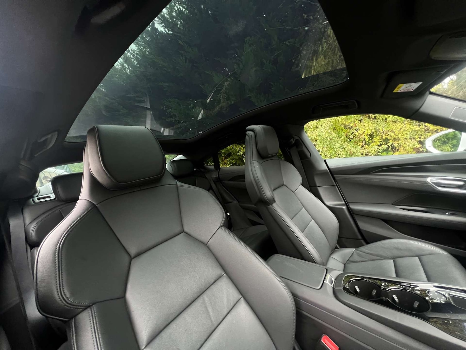 Used Audi e-tron GT 2022 for sale - 76776911: Photo 17