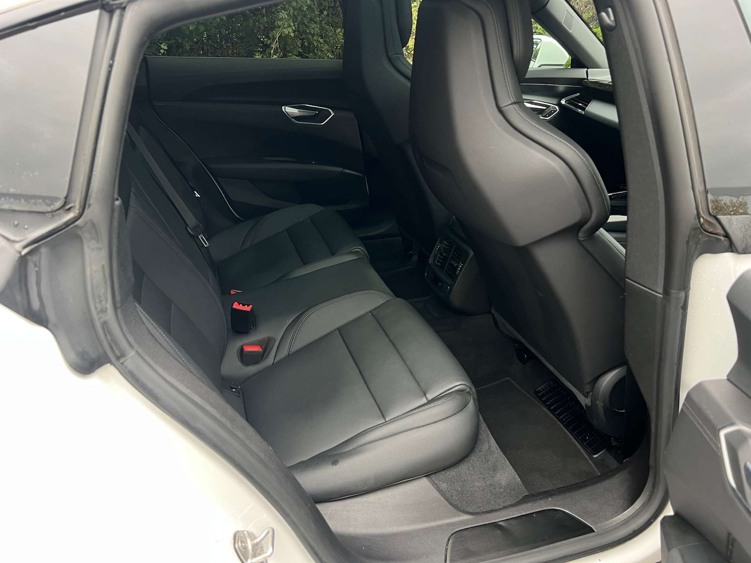 Used Audi e-tron GT 2022 for sale - 76776911: Photo 22