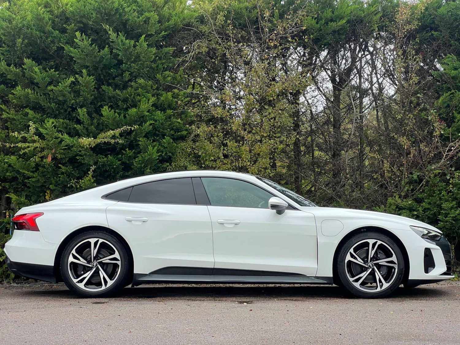 Used Audi e-tron GT 2022 for sale - 76776911: Photo 9