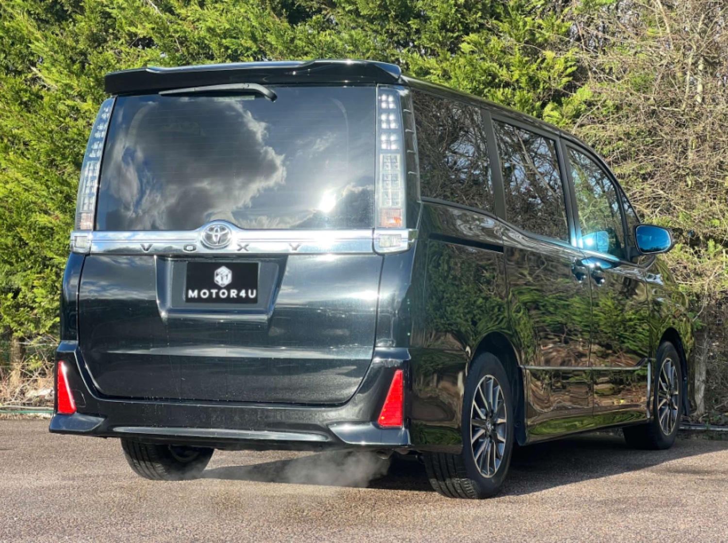 Used Toyota Voxy 2014 for sale - 76971061: Photo 10