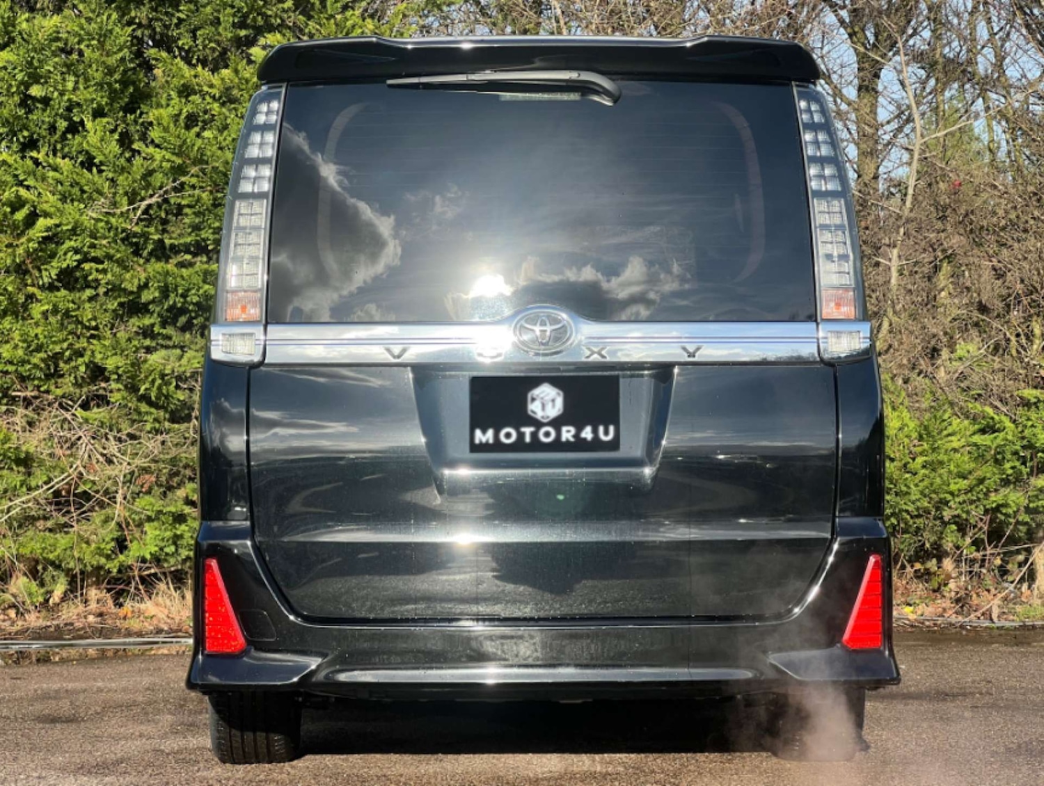 Used Toyota Voxy 2014 for sale - 76971061: Photo 11