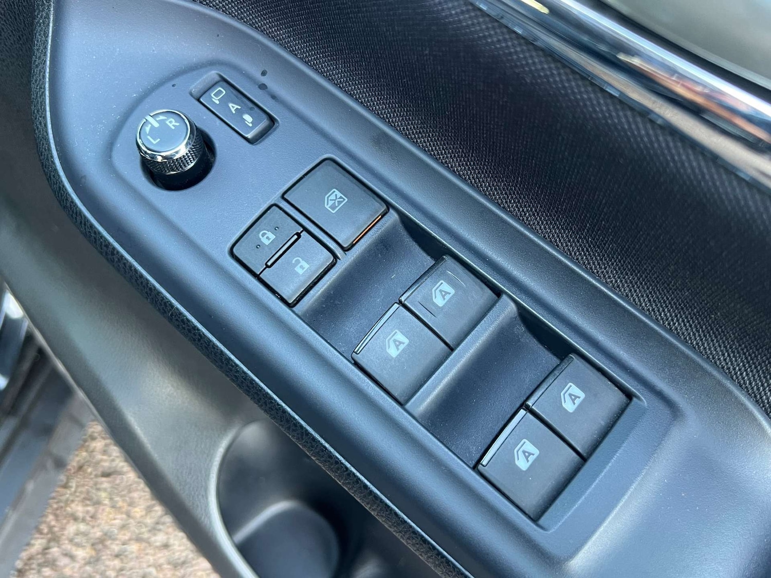 Used Toyota Voxy 2014 for sale - 76971061: Photo 16