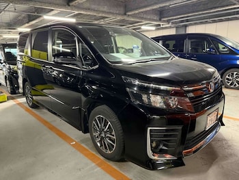 Used Toyota Voxy 2014 for sale - 76971061: Photo