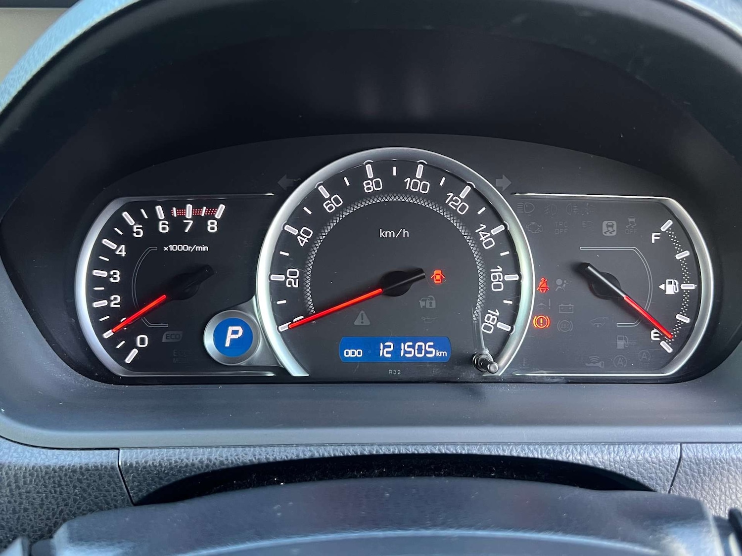 Used Toyota Voxy 2014 for sale - 76971061: Photo 30