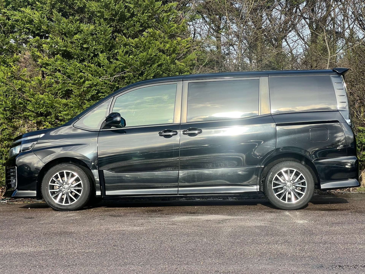 Used Toyota Voxy 2014 for sale - 76971061: Photo 7