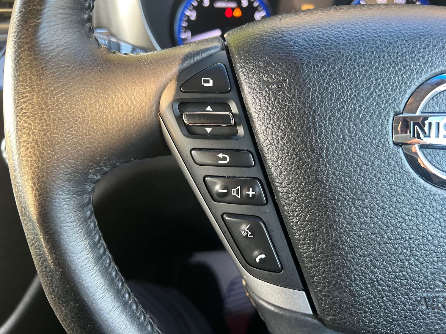 Used Nissan Elgrand 2014 for sale - 76948237: Photo 35