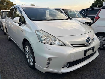 Used Toyota Prius+ 2014 for sale - 77022362: Photo