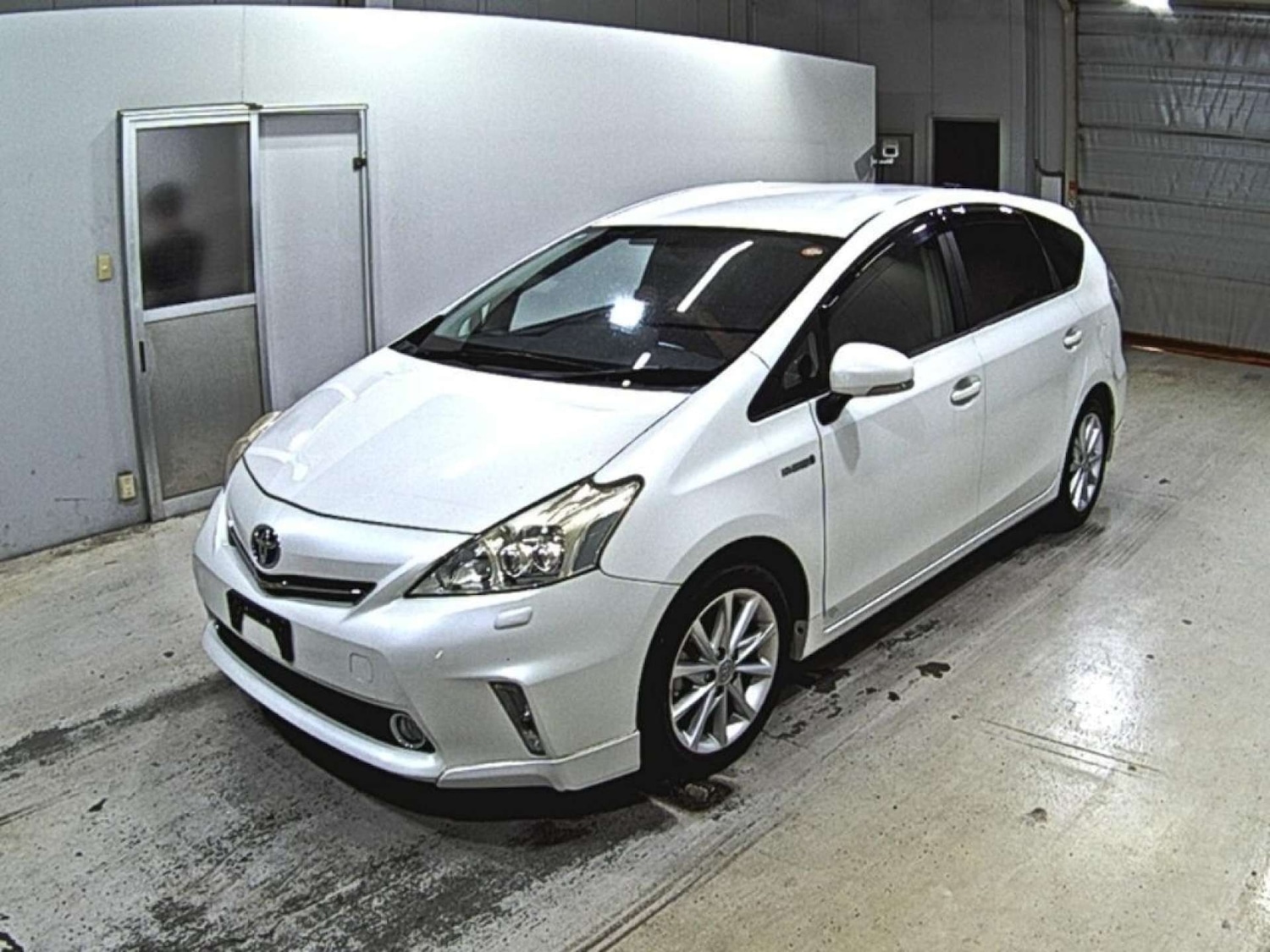 Used Toyota Prius+ 2014 for sale - 77022362: Photo 4