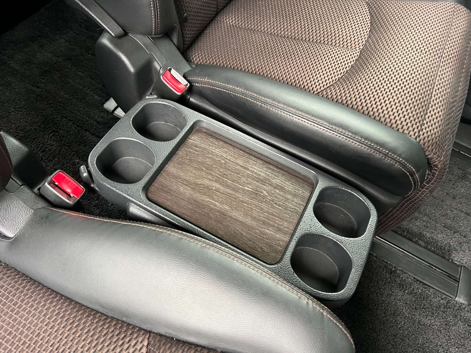 Used Nissan Elgrand 2012 for sale - 76971080: Photo 23