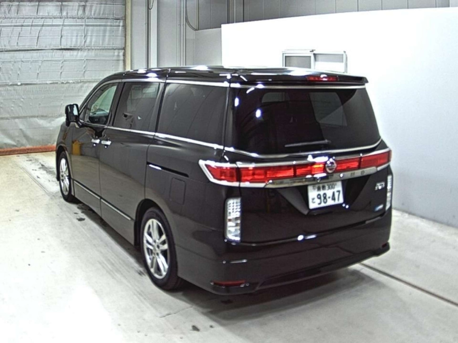 Used Nissan Elgrand 2012 for sale - 76971080: Photo 4