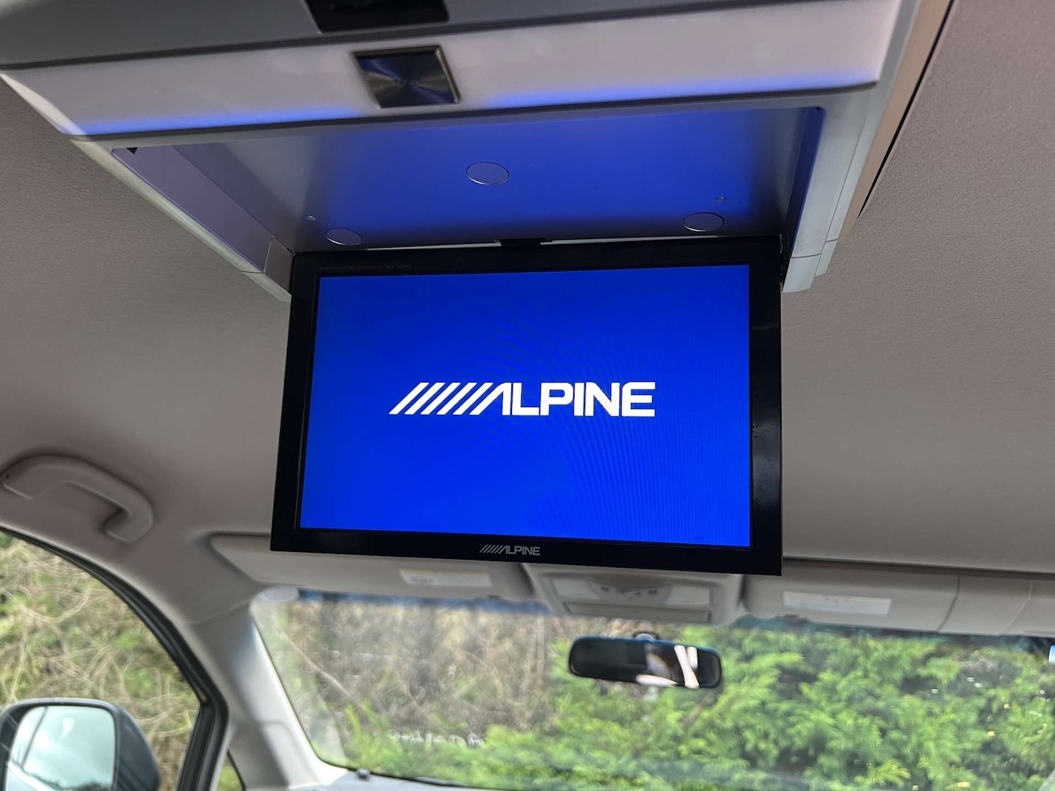 Used Nissan Elgrand 2012 for sale - 76971080: Photo 44