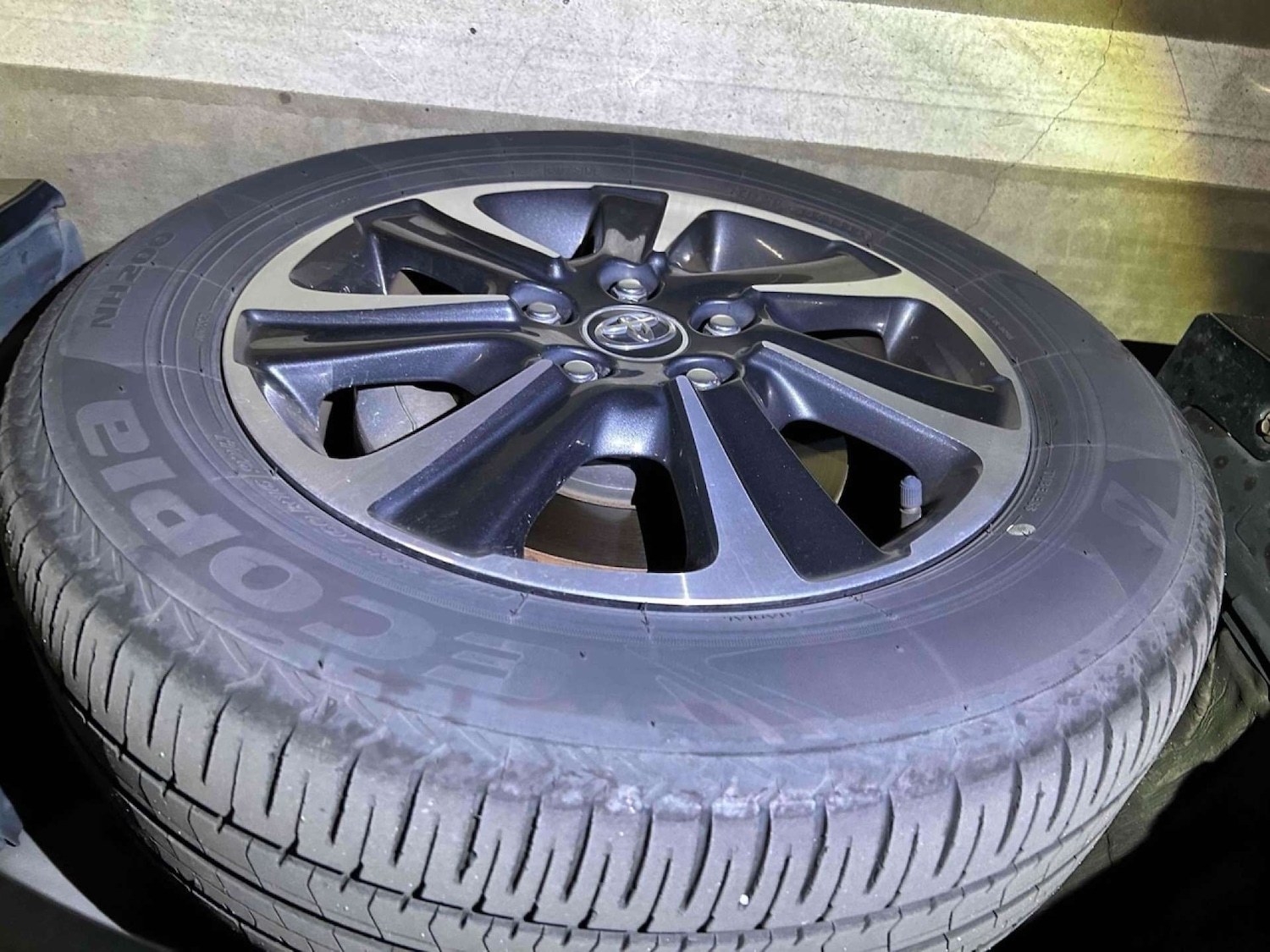 Used Toyota Voxy 2015 for sale - 76973945: Photo 15