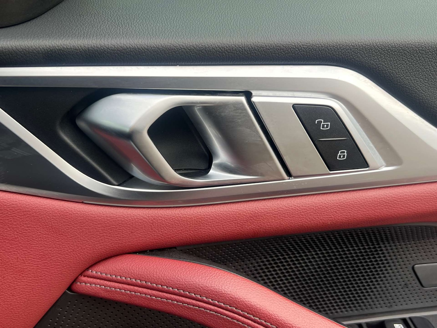 Used BMW i4 2022 for sale - 76776996: Photo 16