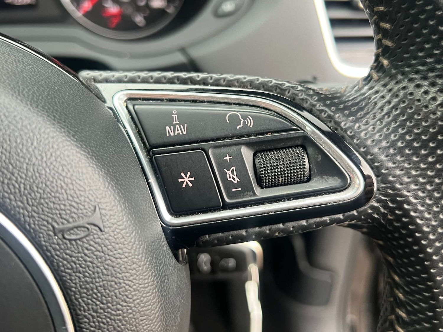 Used Audi Q3 2015 for sale - 77916368: Photo 26