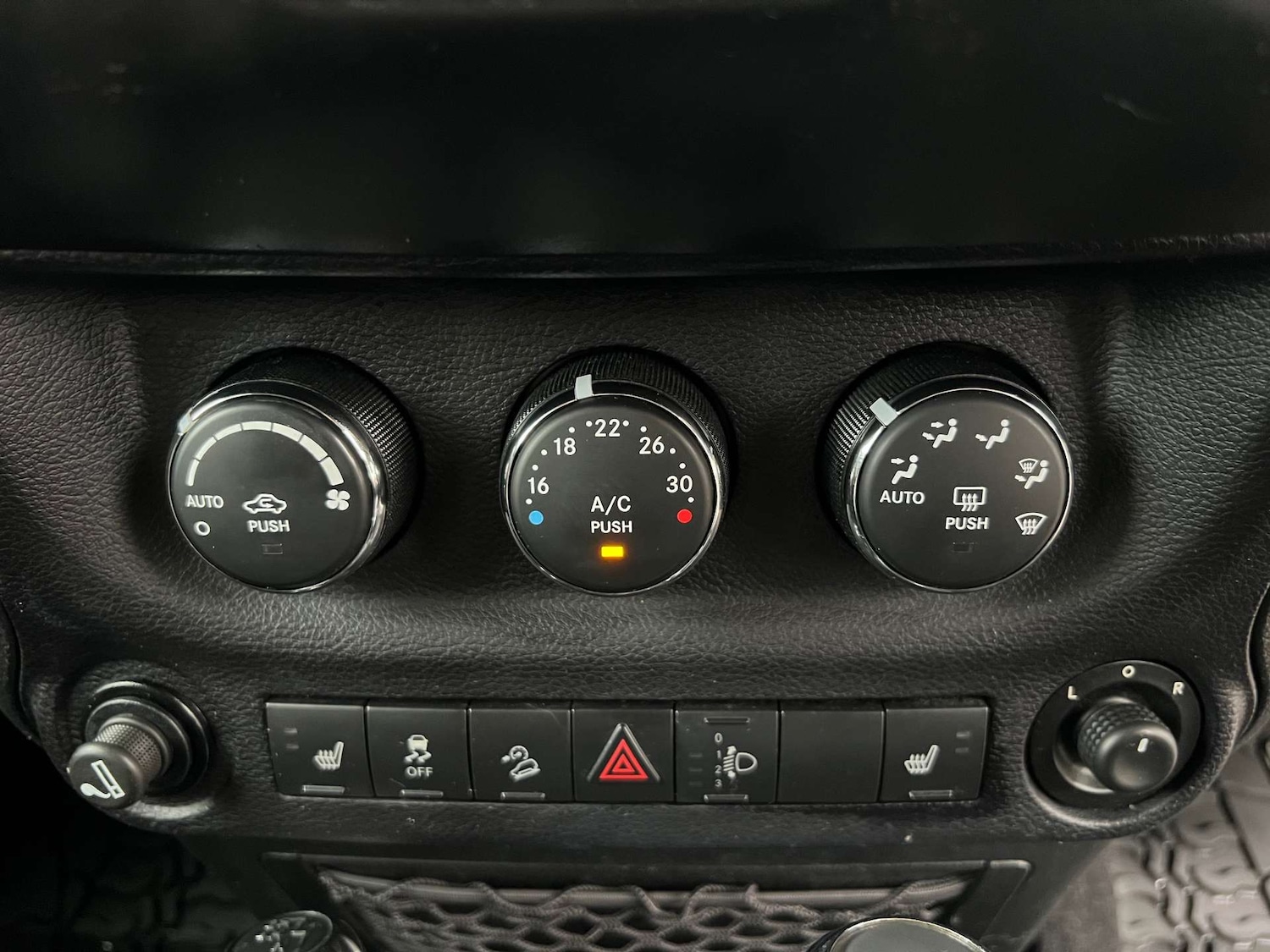 Used Jeep Wrangler 2014 for sale - 77168105: Photo 38