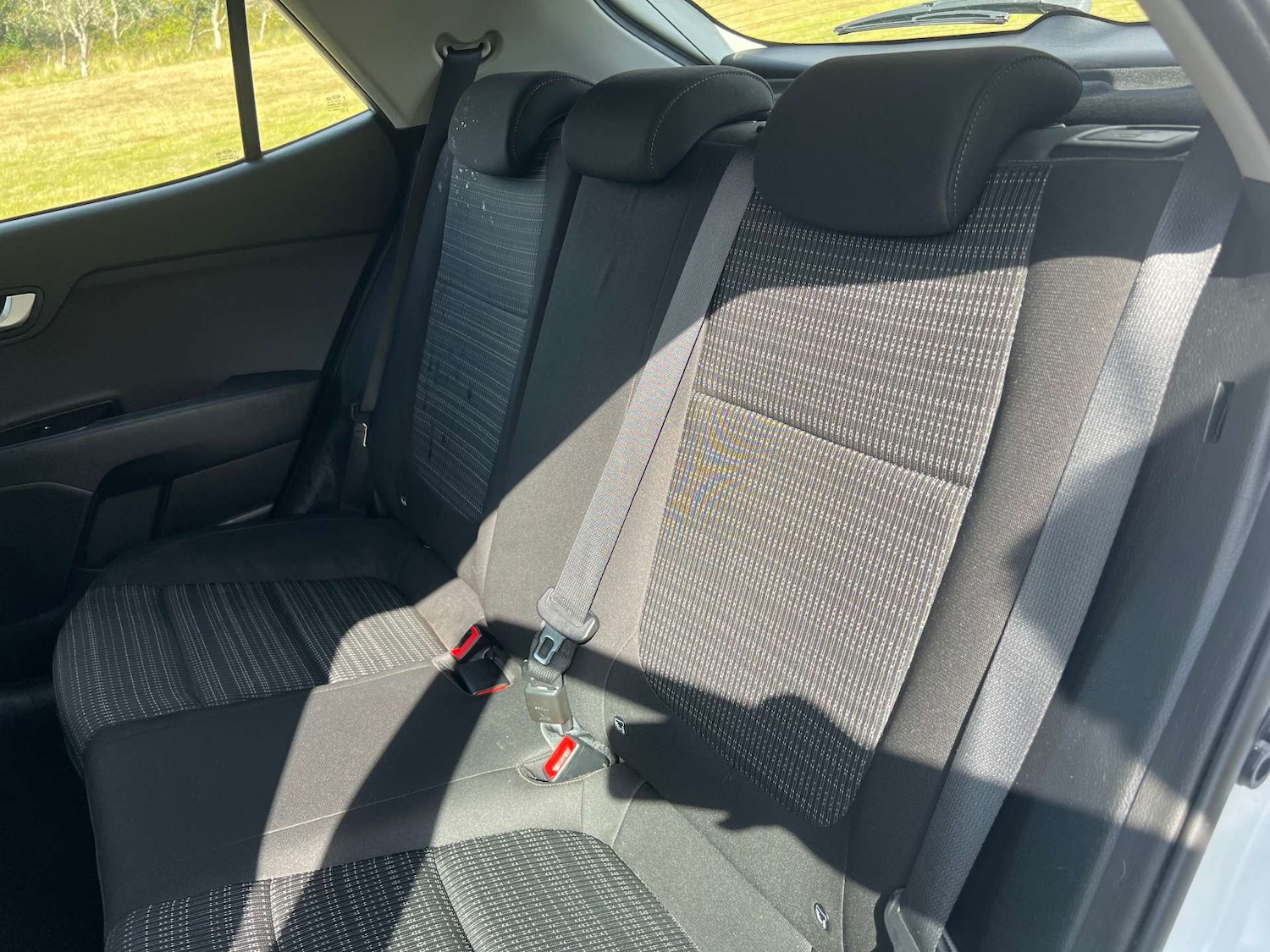 Used Kia Stonic 2018 for sale - 76776963: Photo 23