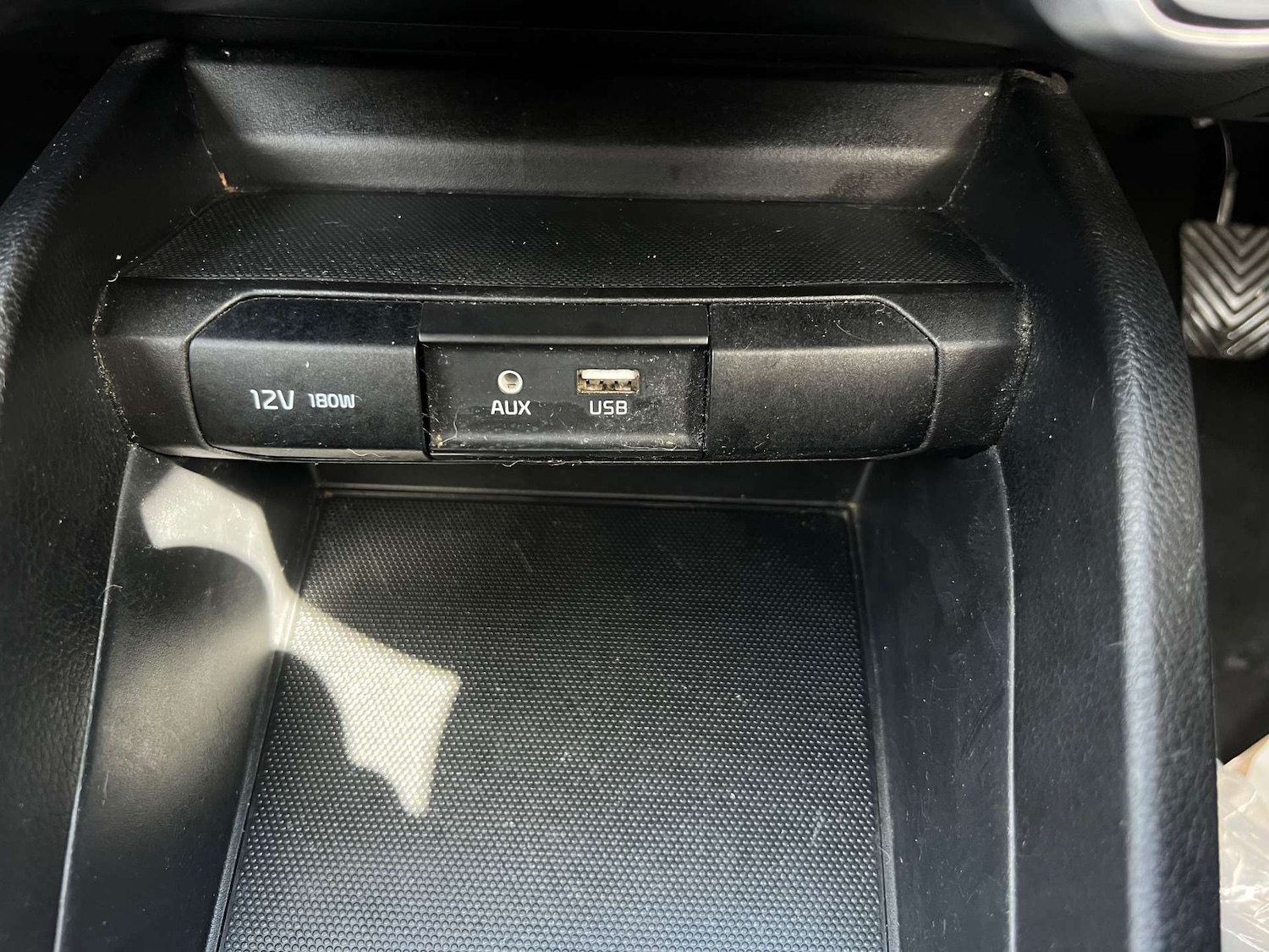 Used Kia Stonic 2018 for sale - 76776963: Photo 37