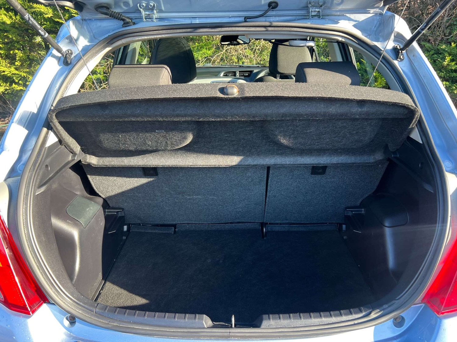 Used Toyota Yaris 2012 for sale - 77581078: Photo 13