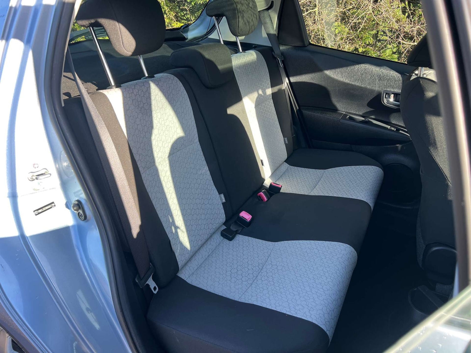 Used Toyota Yaris 2012 for sale - 77581078: Photo 21