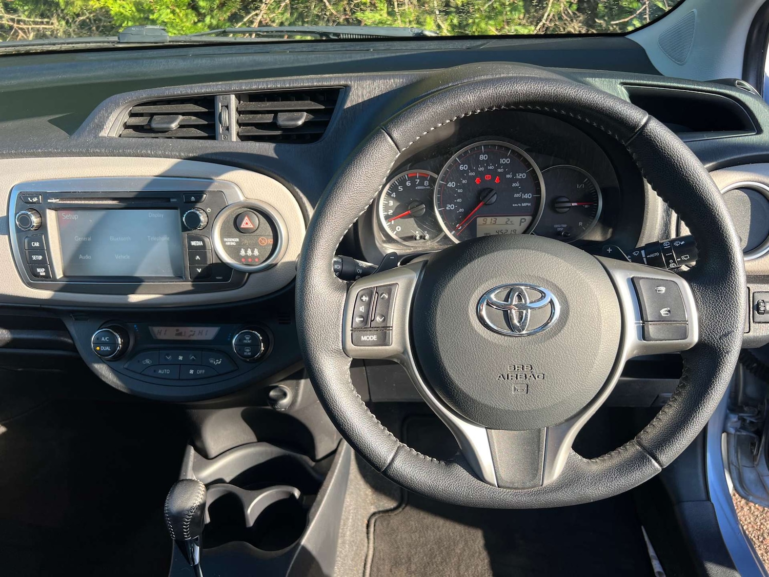 Used Toyota Yaris 2012 for sale - 77581078: Photo 24