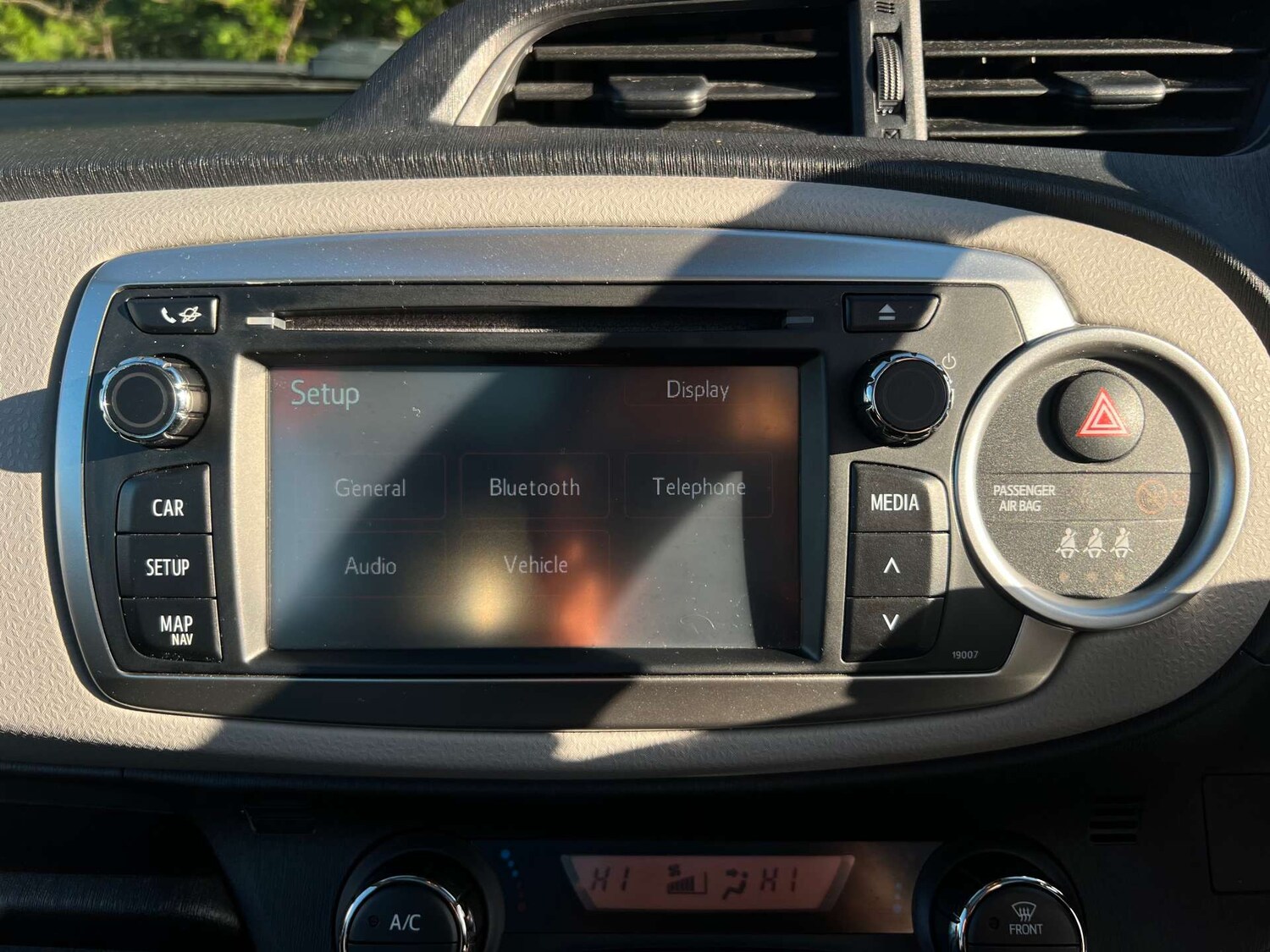 Used Toyota Yaris 2012 for sale - 77581078: Photo 41