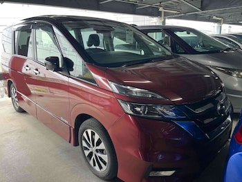 Used Nissan Serena 2017 for sale - 76983897: Photo