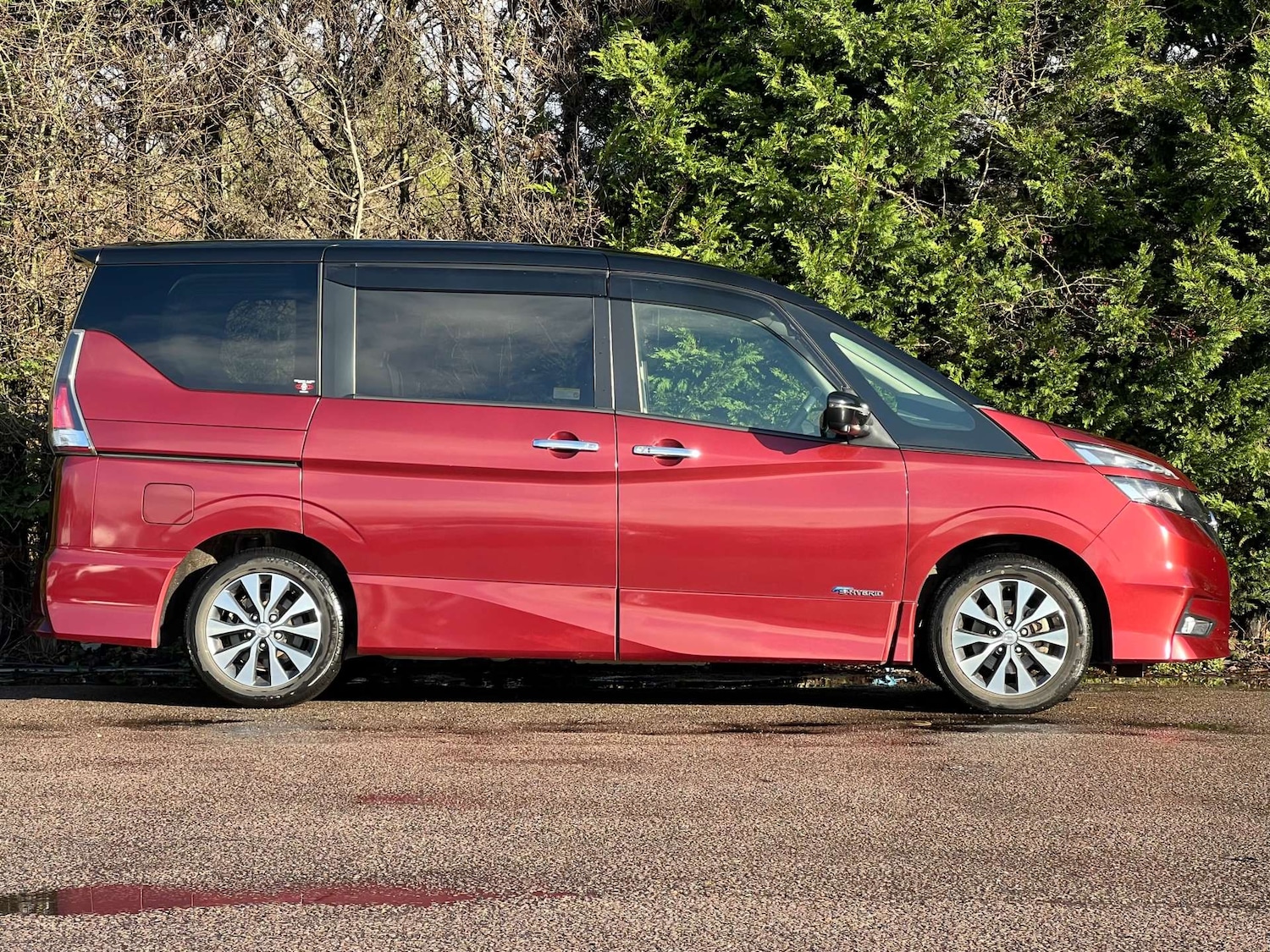 Used Nissan Serena 2017 for sale - 76983897: Photo 9