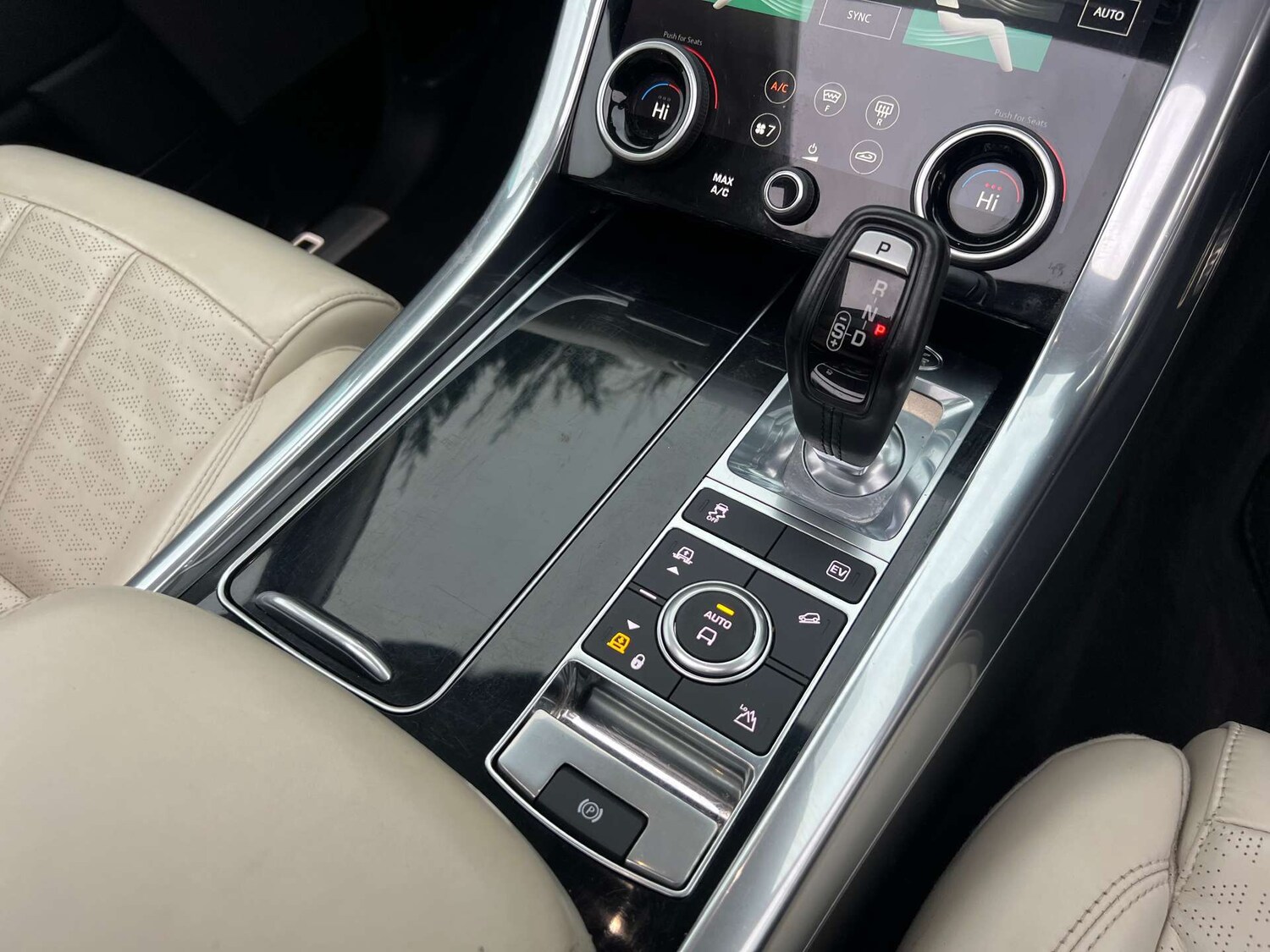 Used Land Rover Range Rover Sport 2019 for sale - 76834598: Photo 42