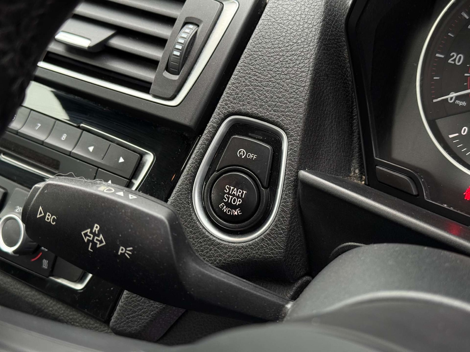 Used BMW 2 Series 2017 for sale - 76776944: Photo 26