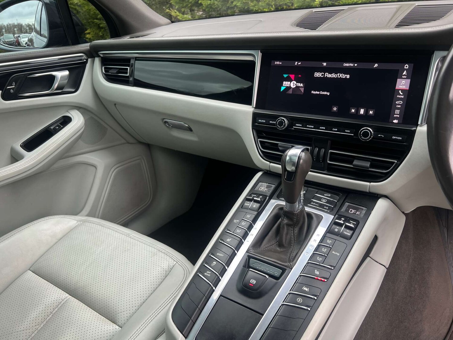 Used Porsche Macan 2019 for sale - 77915424: Photo 34