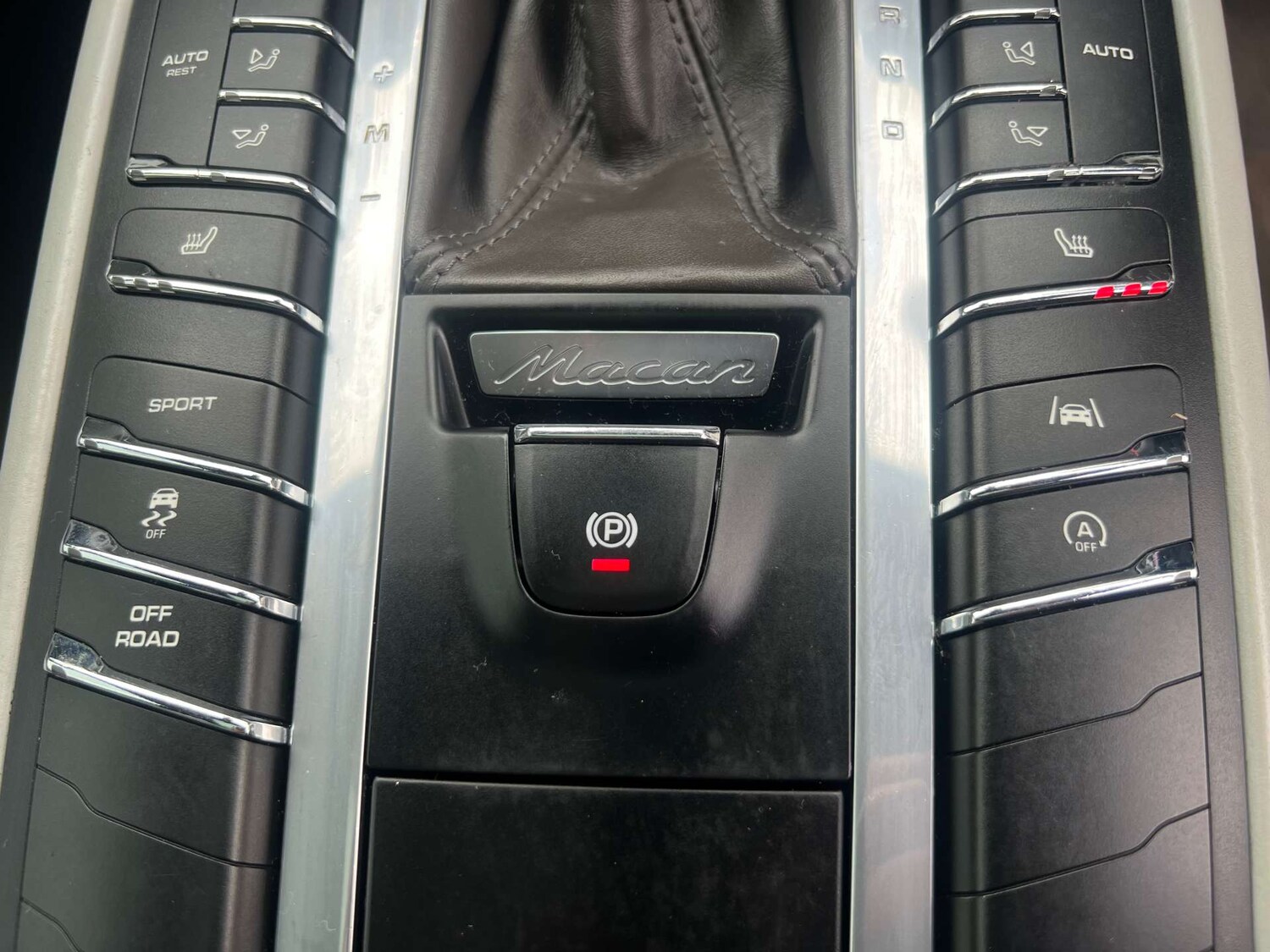 Used Porsche Macan 2019 for sale - 77915424: Photo 40