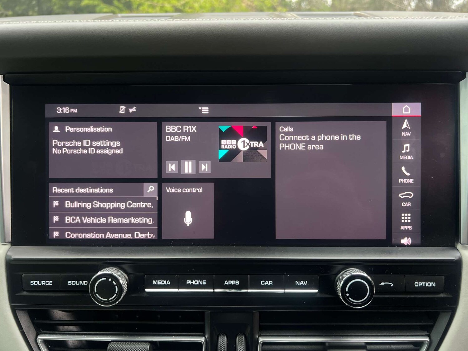 Used Porsche Macan 2019 for sale - 77915424: Photo 43