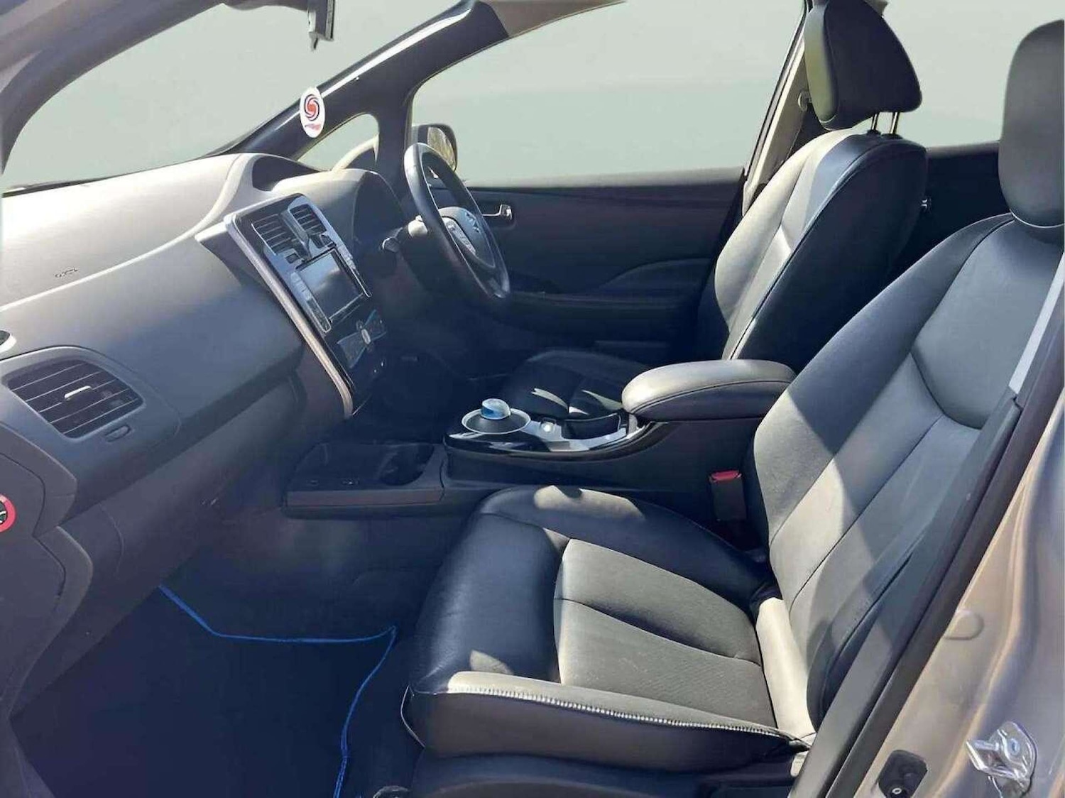 Used Nissan Leaf 2017 for sale - 76776890: Photo 18