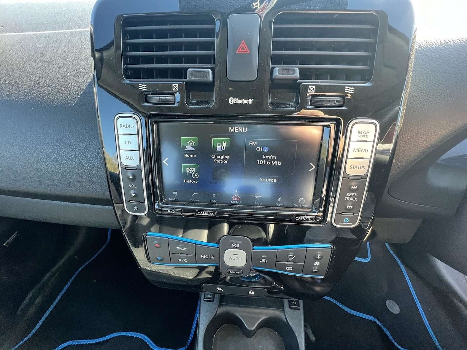 Used Nissan Leaf 2017 for sale - 76776890: Photo 32