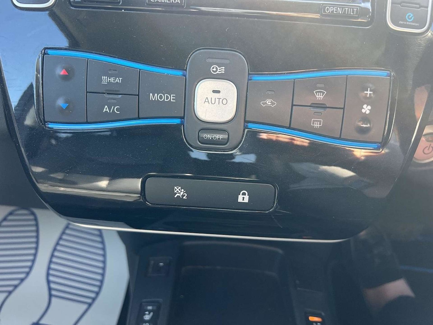 Used Nissan Leaf 2017 for sale - 76776890: Photo 36