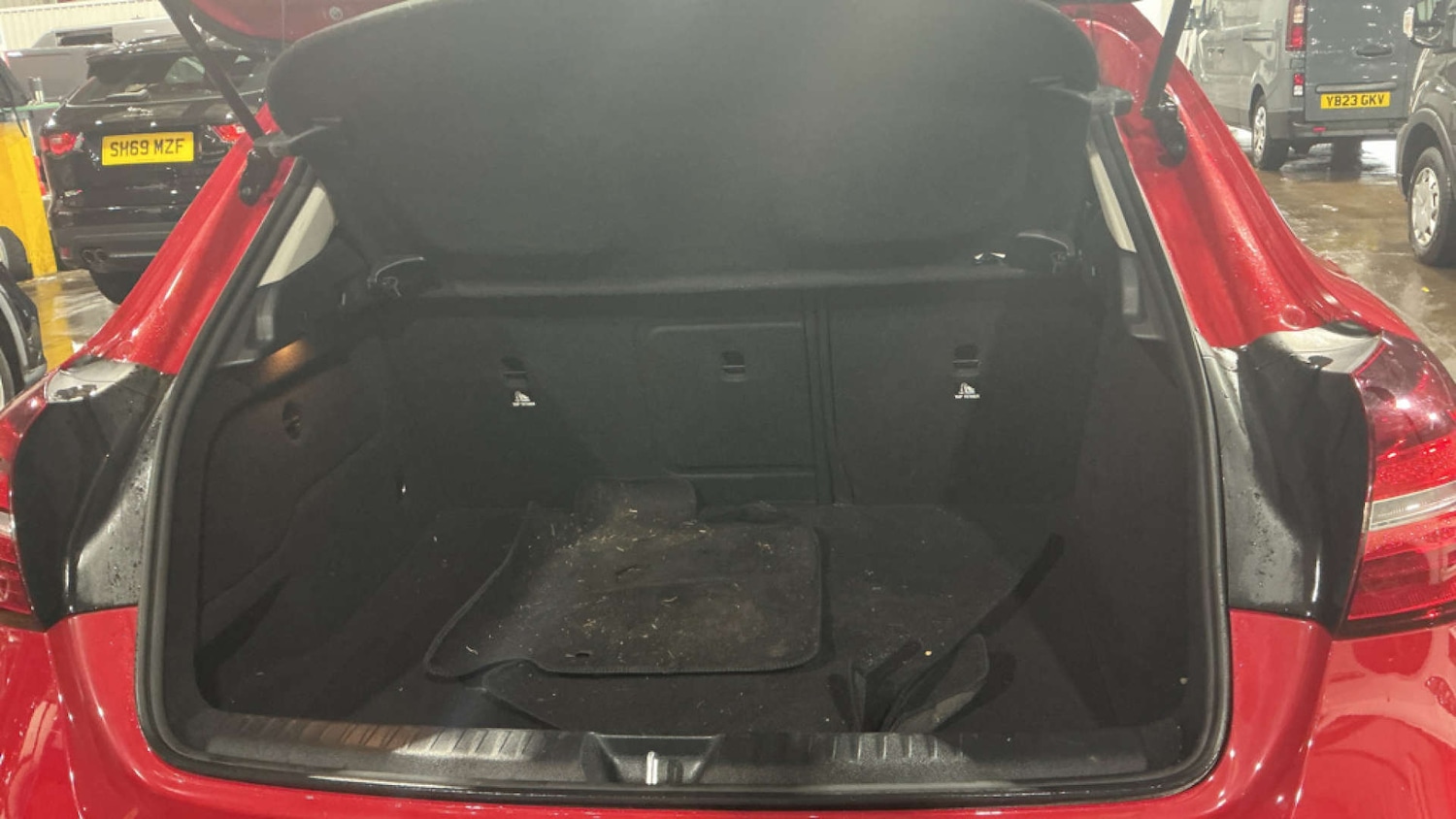 Used Mercedes-Benz GLA 2019 for sale - 76830885: Photo 11