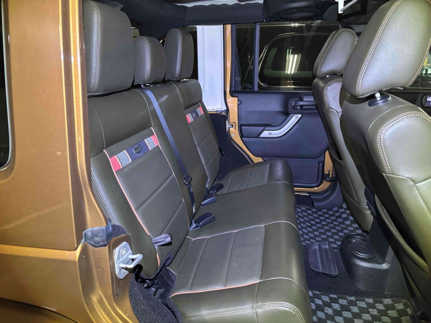 Used Chrysler Wrangler 2011 for sale - 78167921: Photo 16