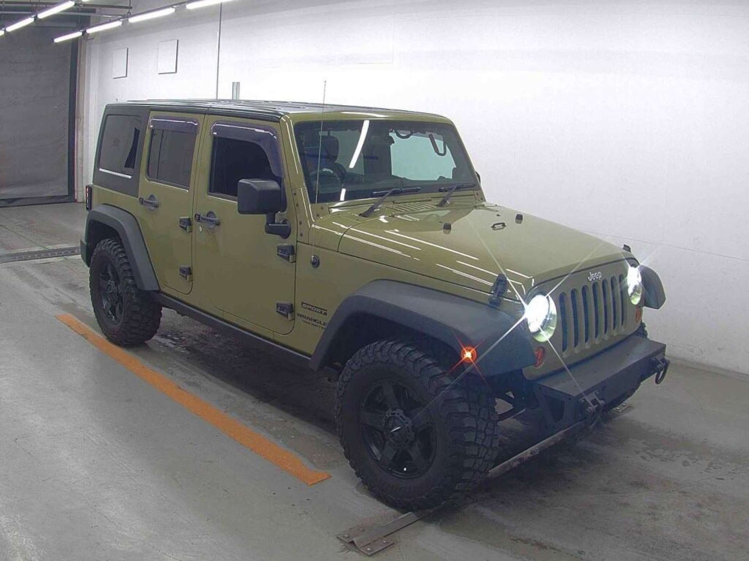 Used Jeep Wrangler 2013 for sale - 77339236: Photo 2