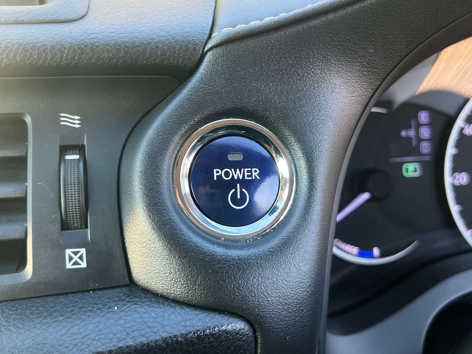 Used Lexus CT 2014 for sale - 77749038: Photo 24