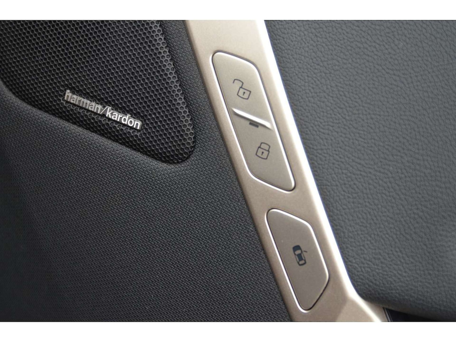 Used BMW iX 2022 for sale - 76776864: Photo 25