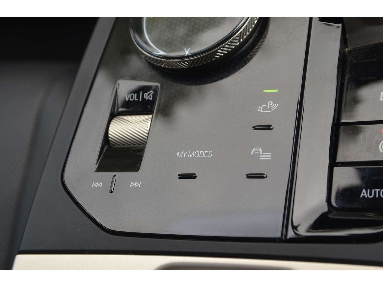 Used BMW iX 2022 for sale - 76776864: Photo 51