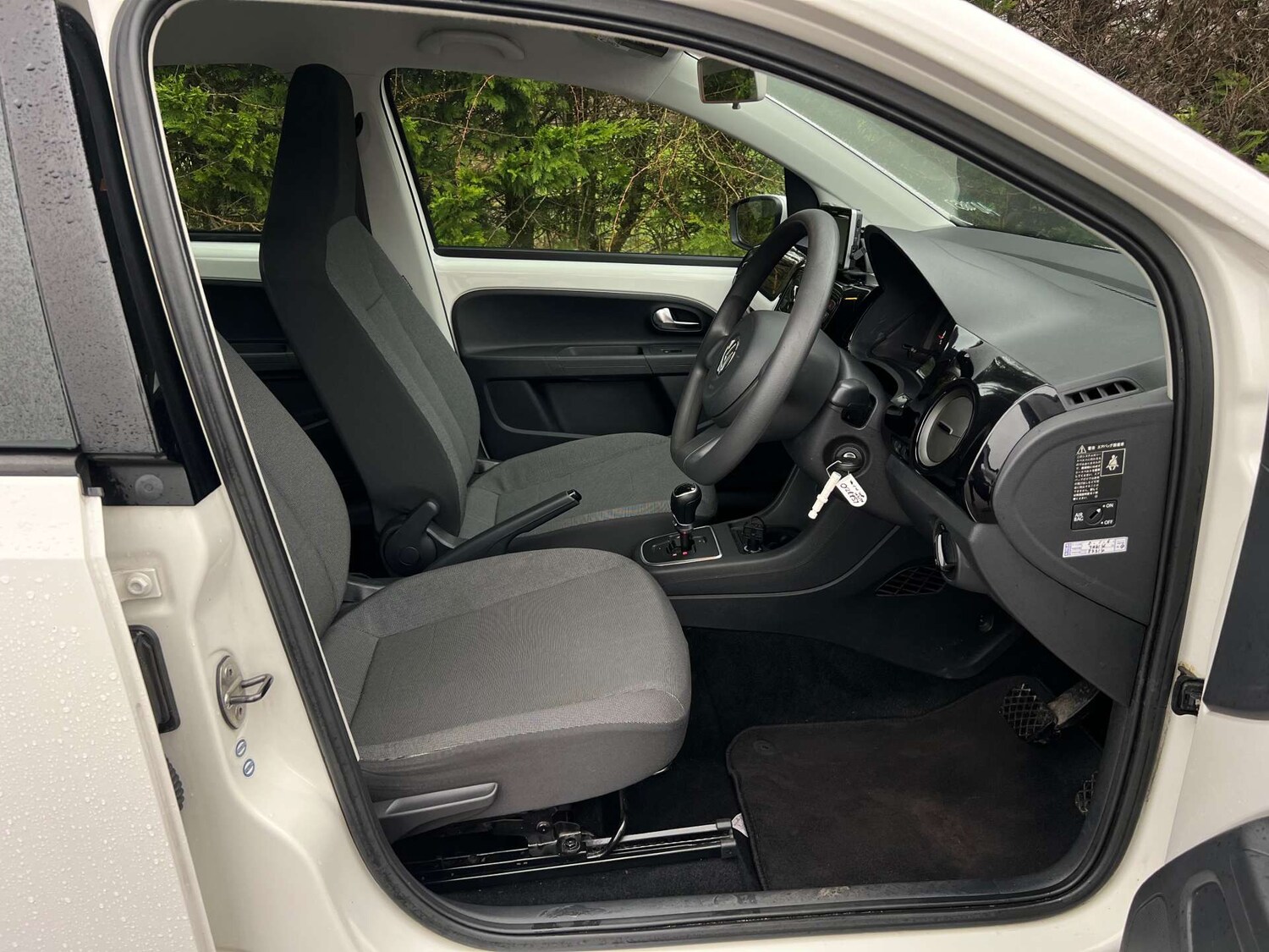 Used Volkswagen up! 2026 for sale - 78182036: Photo 16