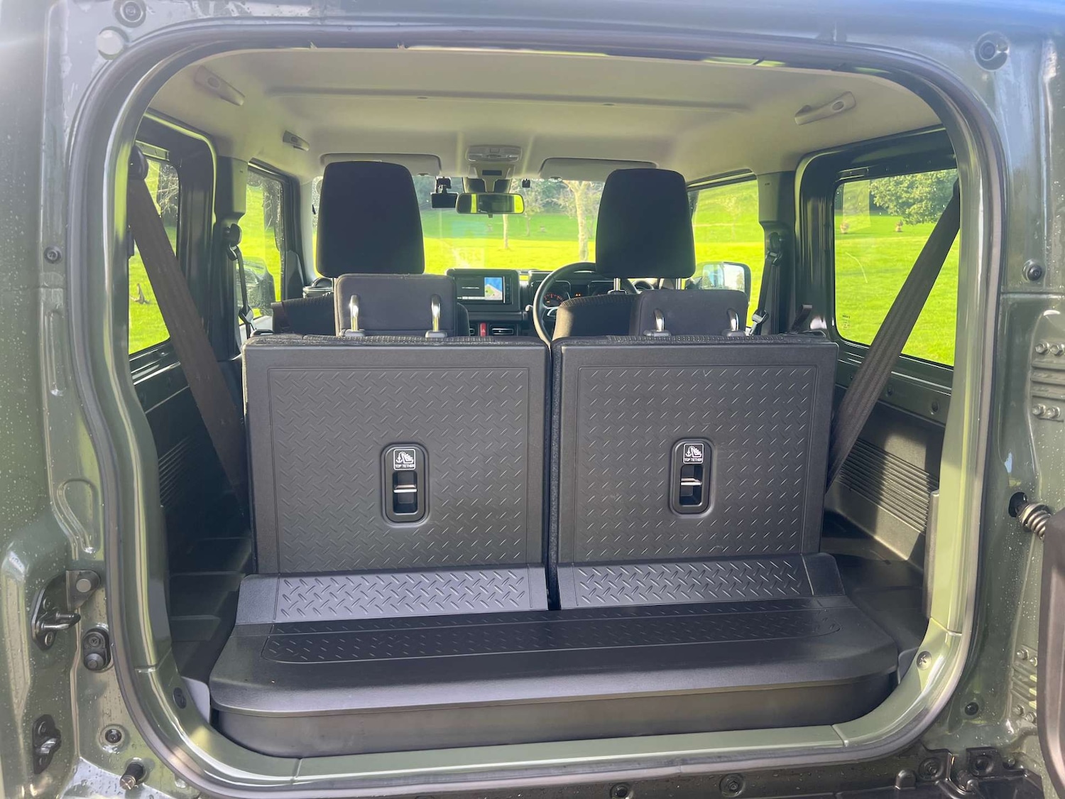 Used Suzuki Jimny 2022 for sale - 76959845: Photo 15