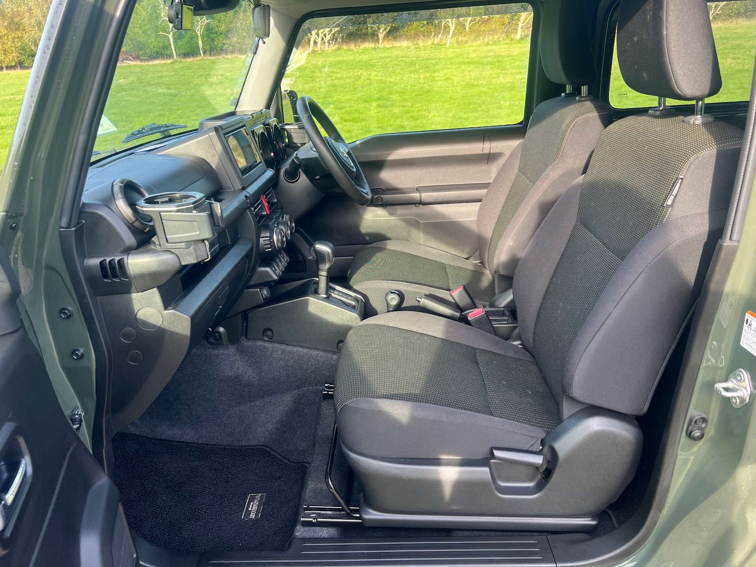 Used Suzuki Jimny 2022 for sale - 76959845: Photo 21