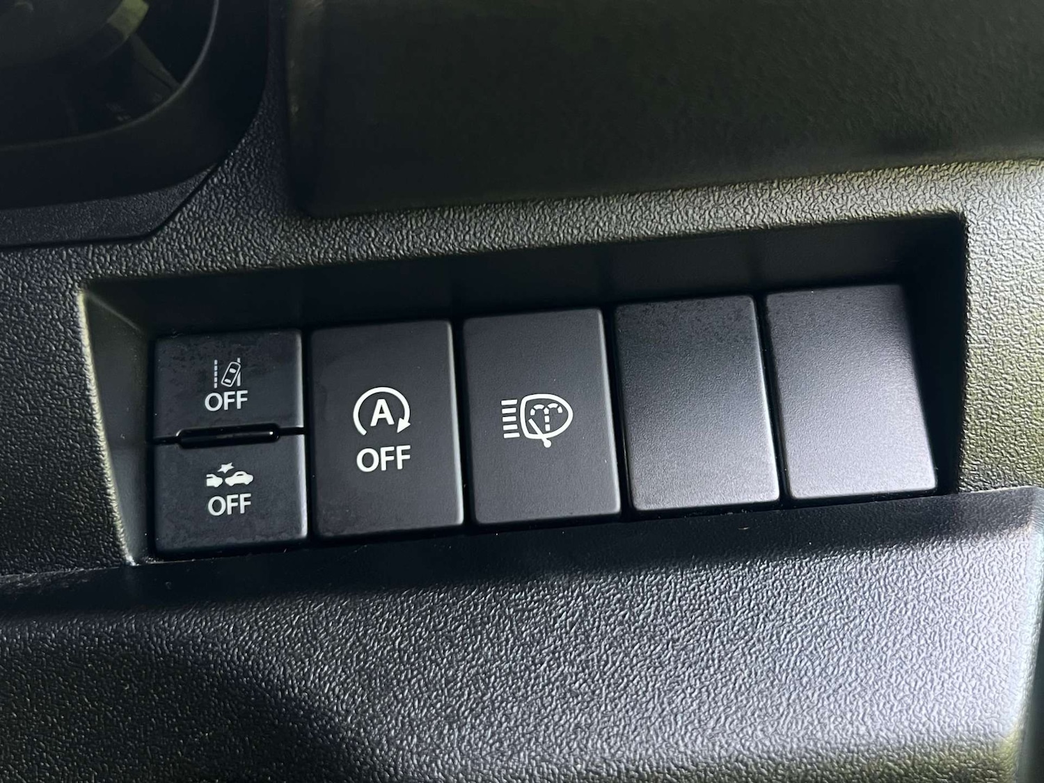 Used Suzuki Jimny 2022 for sale - 76959845: Photo 25