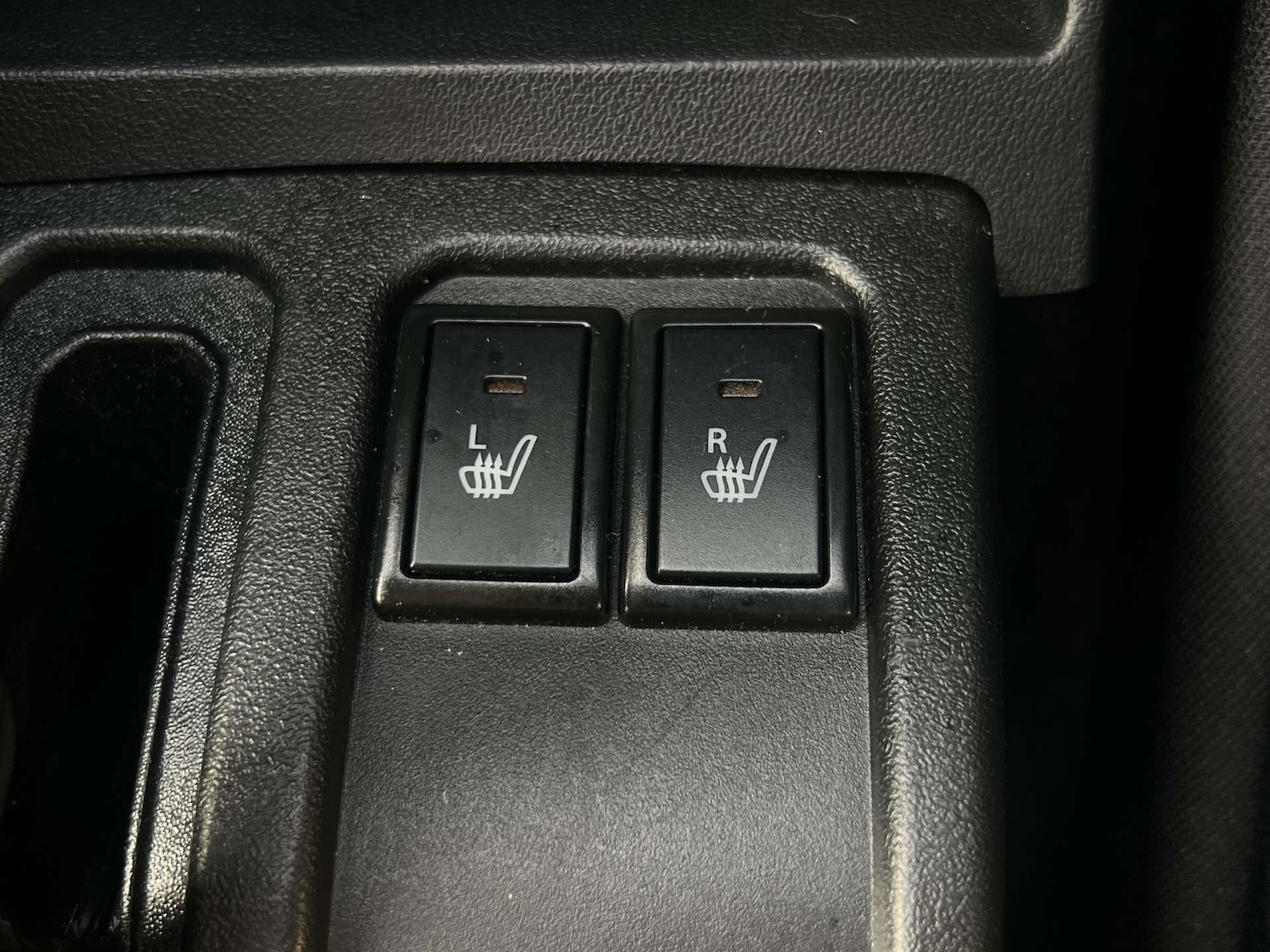 Used Suzuki Jimny 2022 for sale - 76959845: Photo 47